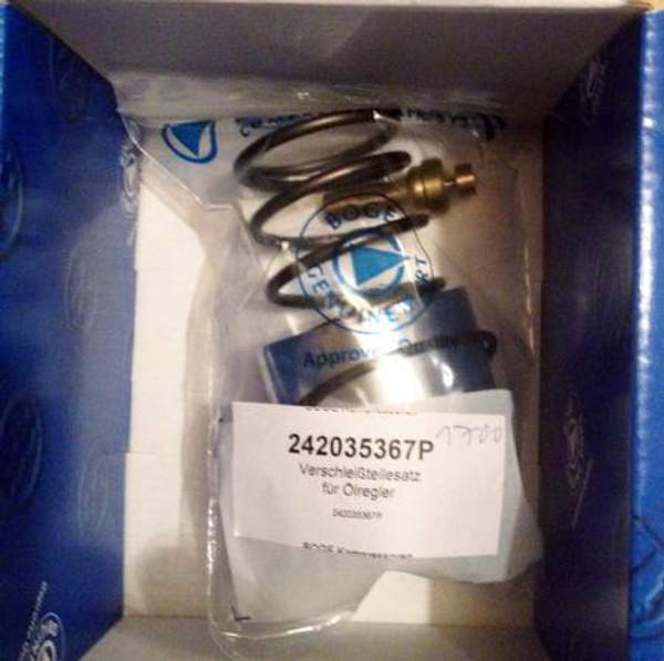 242035367P Ремкомплект термостата