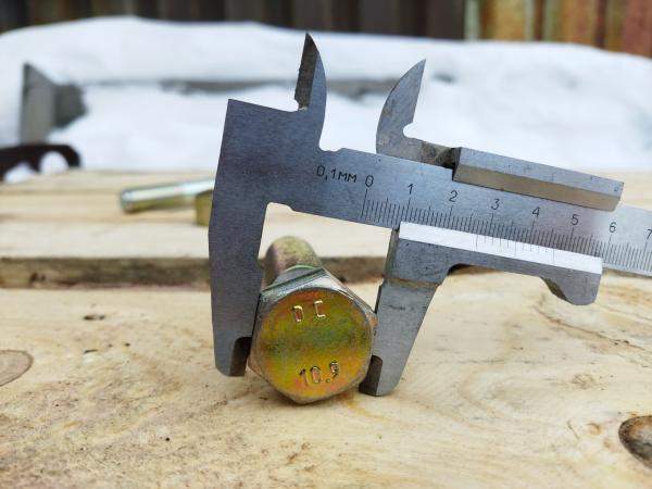 280742 болт Четра М20х85 кл.пр.10.9