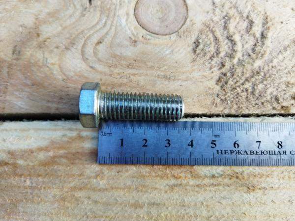 28556 / 28579 болт ЧТЗ М12х40
