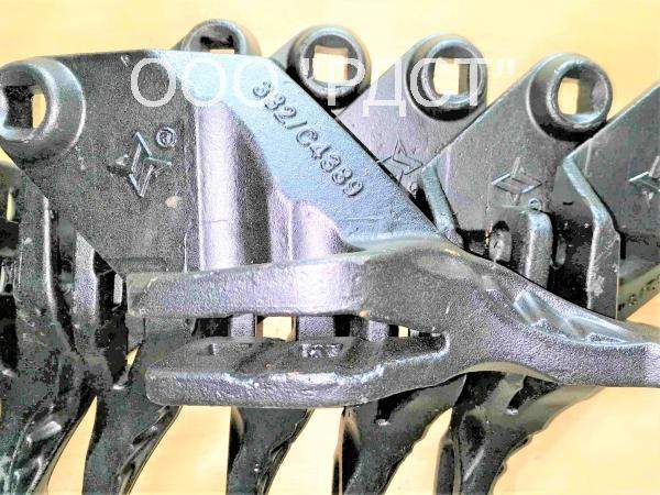 332/C4389 Бокорез JCB (усиленный) (левый) 332-C4389