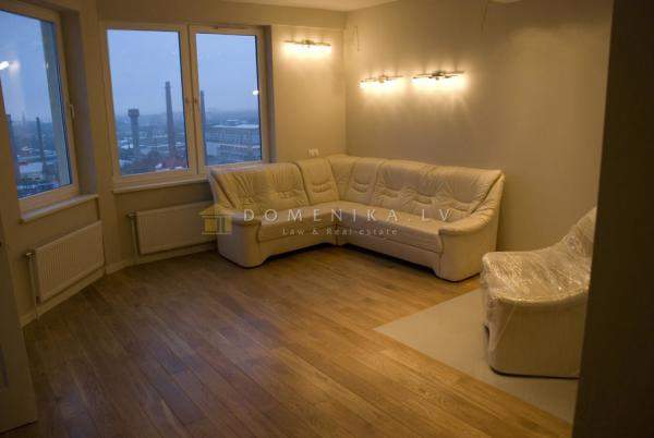 4-комнатная квартира в Латвии, г. Рига