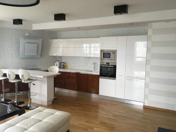 4-комнатная квартира в Латвии, г. Рига