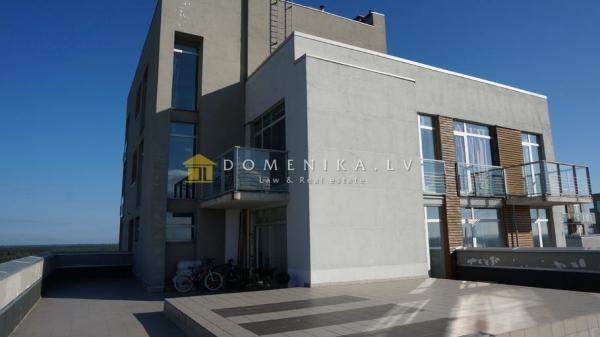 5-комнатная квартира в Латвии, г. Рига