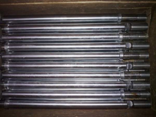 АФНИ.306571.003-02 шток поршня с поршнем и гайками Ф 90