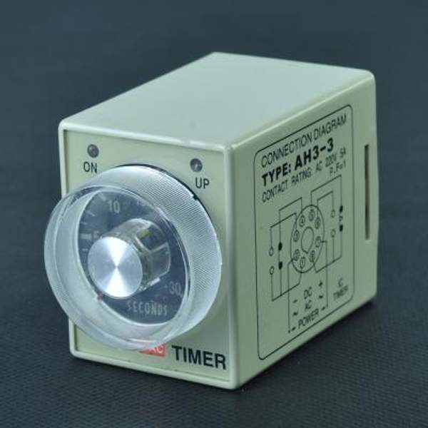 AH3-3-220V-HOU(0--1) реле времени на 1 час