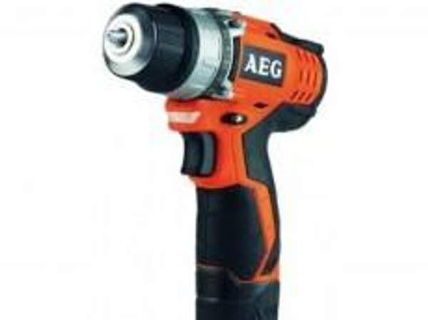 Аккумуляторная дрель - шуруповерт AEG BS 12 C2 LI-152 BAF