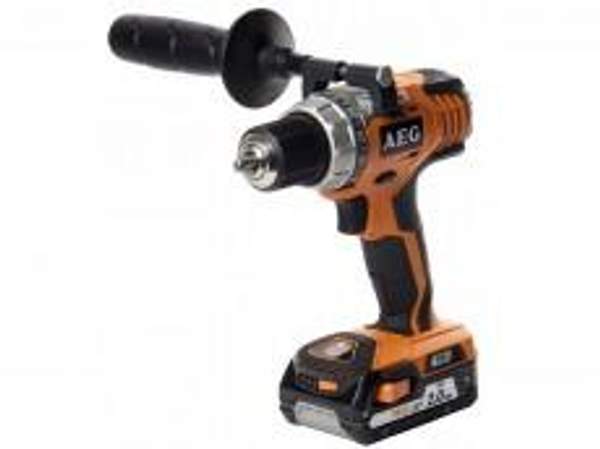 Аккумуляторная дрель - шуруповерт AEG BS 18C Li-202C
