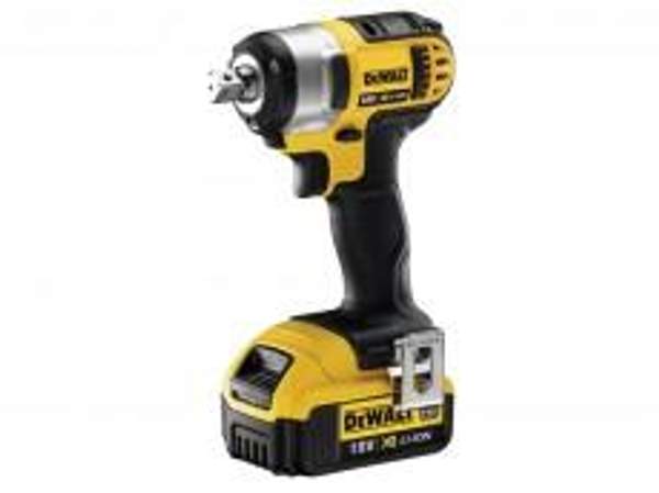 Аккумуляторный гайковерт Dewalt DCF 880 M2