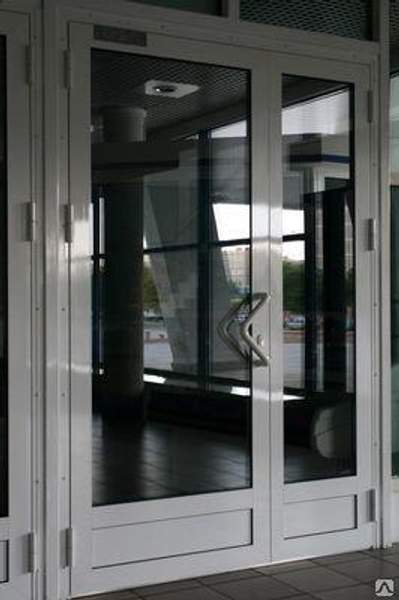 Алюминиевые двери входные