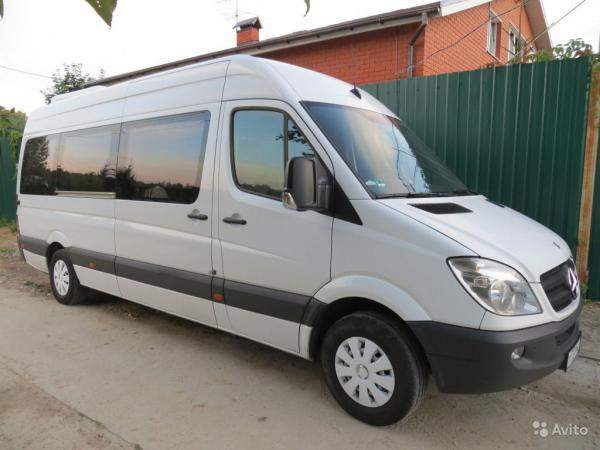 Аренда Автобусов и Микроавтобусов от 3-20 мест.