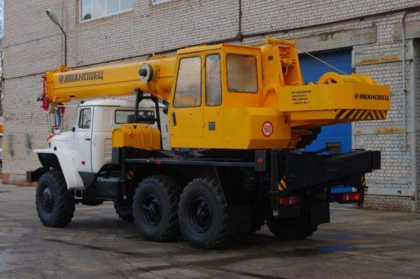 Аренда автокрана, крана КС-35714 Урал 5557 16 тонн