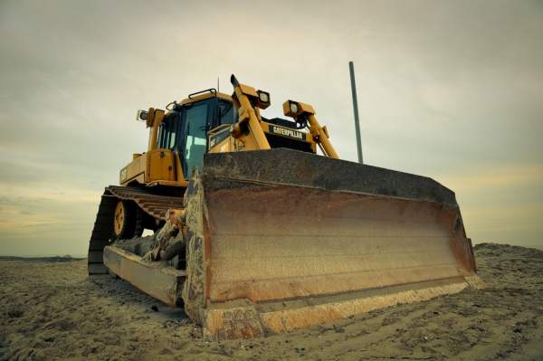 АРЕНДА БУЛЬДОЗЕРА, БУЛЬДОЗЕРА-БОЛОТОХОДА, Caterpillar D6, Comatsu, Shantui,ЧТЗ Т-130,Т-170