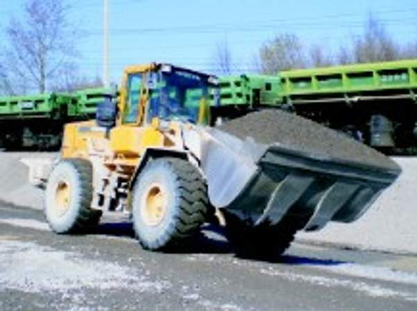 Аренда фронтального погрузчика ТО-18 и Volvo