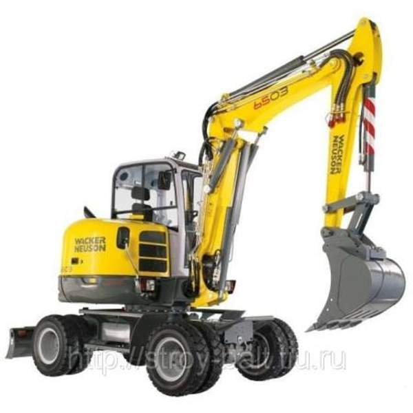 Аренда колесного экскаватора в СПб