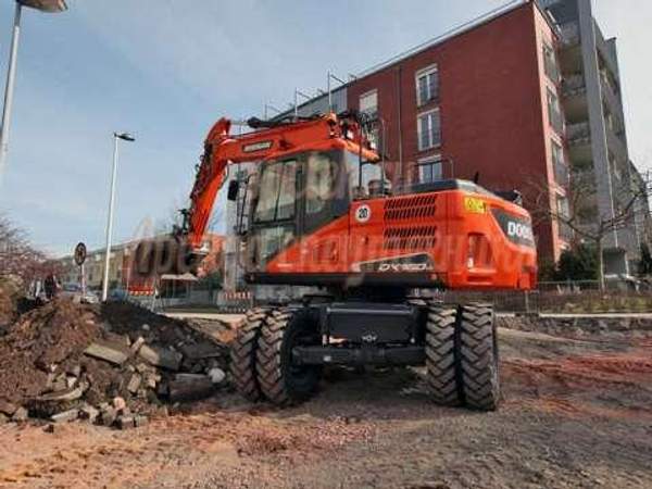 Аренда колёсного экскаватора Doosan DX160W