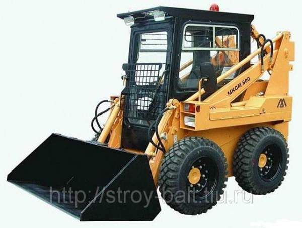 Аренда мини-погрузчика бобкет в Петербурге