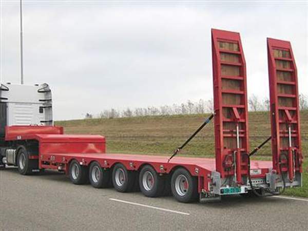 АРЕНДА НИЗКОРАМНОЙ ПЛАТФОРМЫ, УСЛУГИ ТРАЛА. ПЕРЕВОЗКА НЕГАБАРИТА.