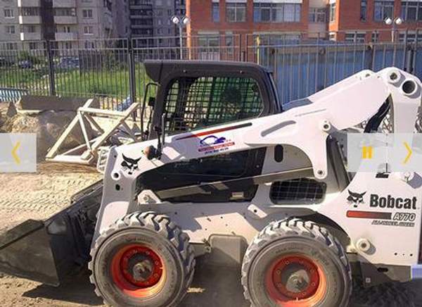 Аренда погрузчика: мини погрузчик, +ковш, вилы, щетка/ фронтальный погрузчик, 3.8м3 в СПб