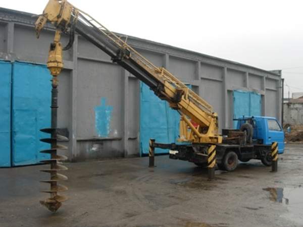 АРЕНДА ЯМОБУРА, БУРОВОЙ МАШИНЫ (БКМ), УБГ-СГ 5233 Беркут, BAUER, МРК, УРБ, БУРЕНИЕ СКВАЖИН