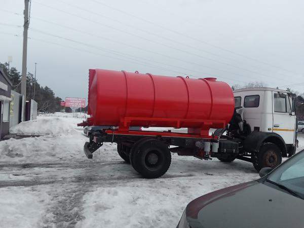 Ассенизаторская, вакуумная цистерна 9 метра/куб