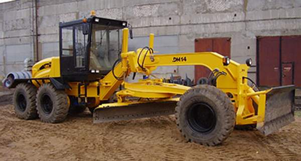 Автогрейдер среднего класса DM-14