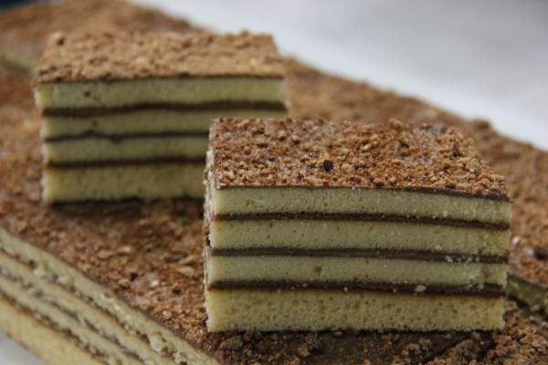 Автоматическая линия по производству бисквита, тортов