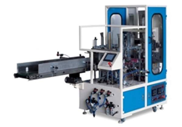 Автоматический станок для упаковки самовытягивающихся салфеток в картонные коробки FH-C