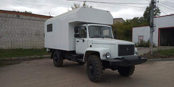 Автомобиль ГАЗ 33081 с фургоном, бортовой платформой и свесом для установки оборудования