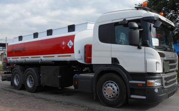 Автоцистерна бензовоз