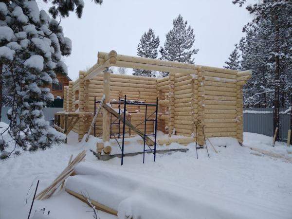 БАНЯ С ПОЛАТЯМИ