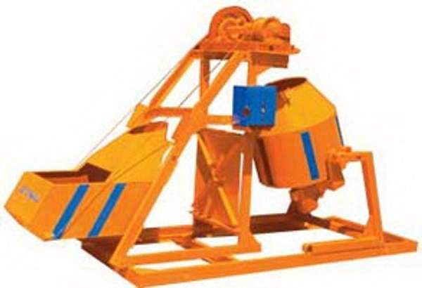 Бетоносмеситель гравитационный с самозагрузкой БС-8-03 объем 450 л