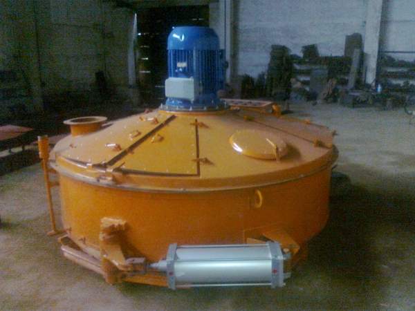 Бетоносмеситель роторный СБ-138Б объем 1500 л