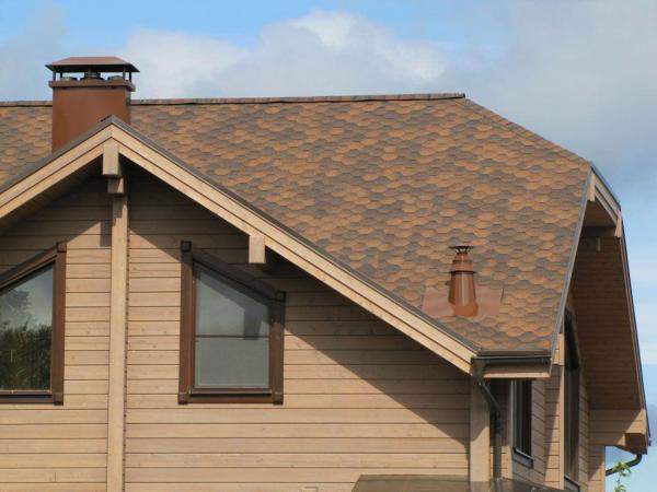 Битумная черепица цвета «Какао» из коллекции «Гранада» от Docke