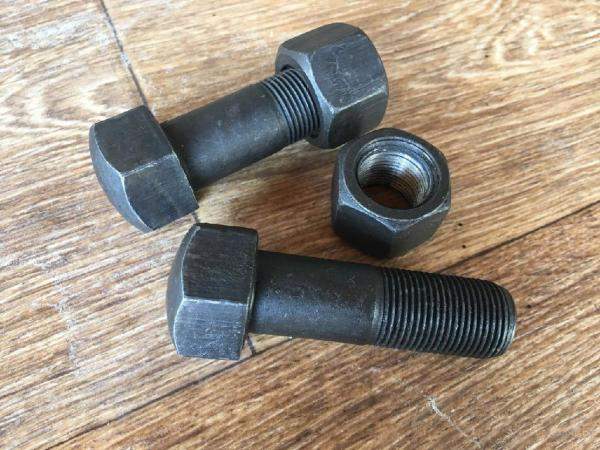 Болт + гайка башмачный (м16*1,5) (Магнитогорск)