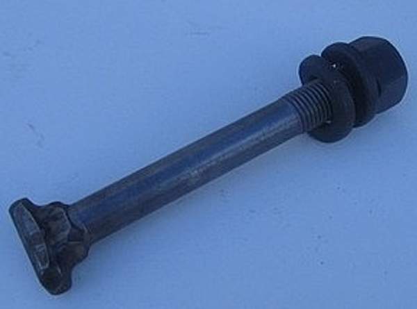 Болт закладной М22х175 с гайкой