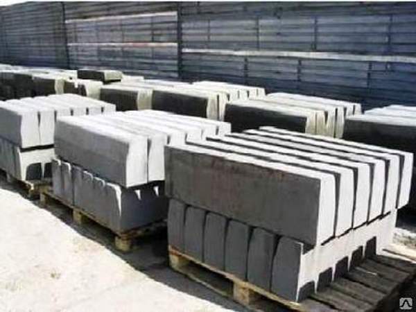 Бордюр дорожный БР 300.30.15