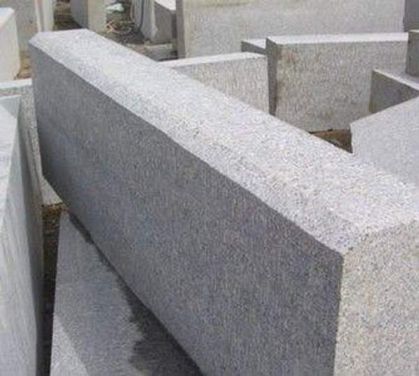 Бордюр гранитный 1000х200х80