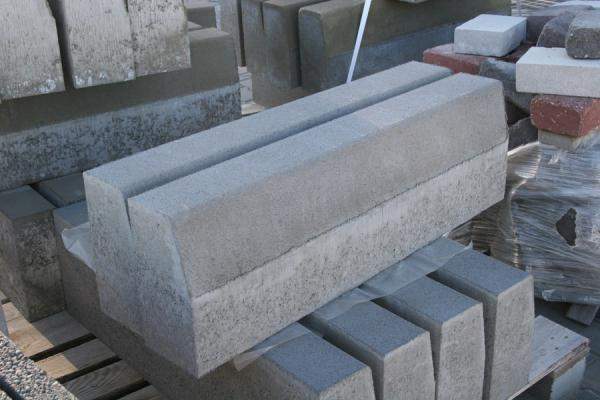 Бордюрный камень Моква 1000х300х150 вибропрессованные