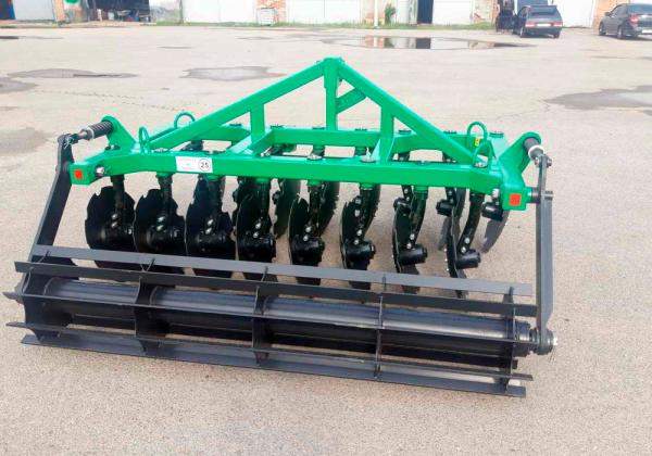 Борона дисковая (дискатор) навесная БД 2.4х2Н (к тракторам 70-80 л.с.)