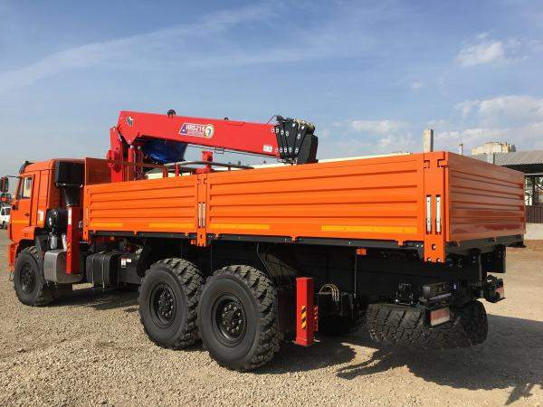 Бортовой КамАЗ-43118 c КМУ Horyong HRS 216