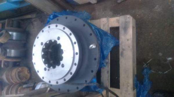 Бортовой редуктор без мотора Komatsu PC220-7 (206-27-00300)