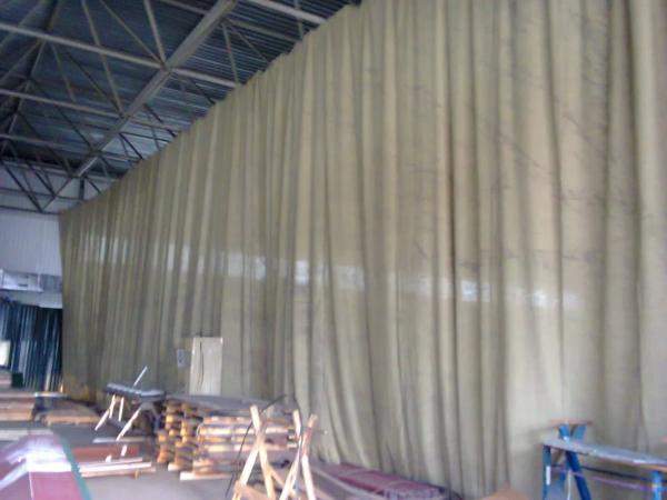 Брезентовые шторы