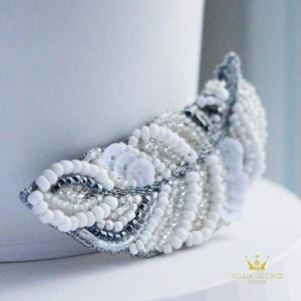 Брошка "Перышко" ручной работы от Maria Monid