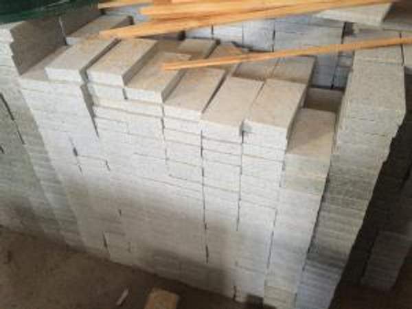 Брусчатка гранитиная в Оренбурге светло-серый