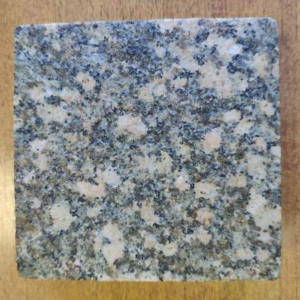 Брусчатка гранитная 200х100х50 термо. Малыгинский гранит