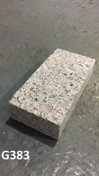 Брусчатка гранитная тротуарная 200*100*30.