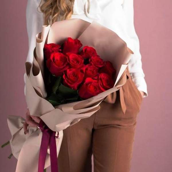 Букет "11 роз + Оформление" c доставкой №43