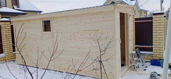 Бытовка утепленная для проживания 2,3*4 метров