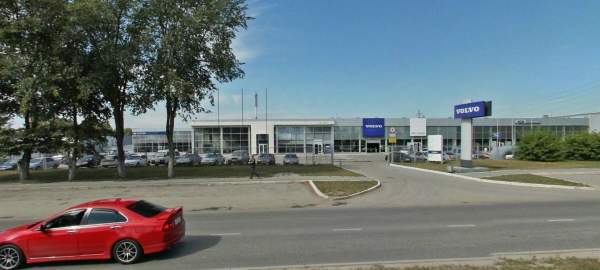 Часть здания автоцентра площадью 7 680 кв.м в Новосибирске