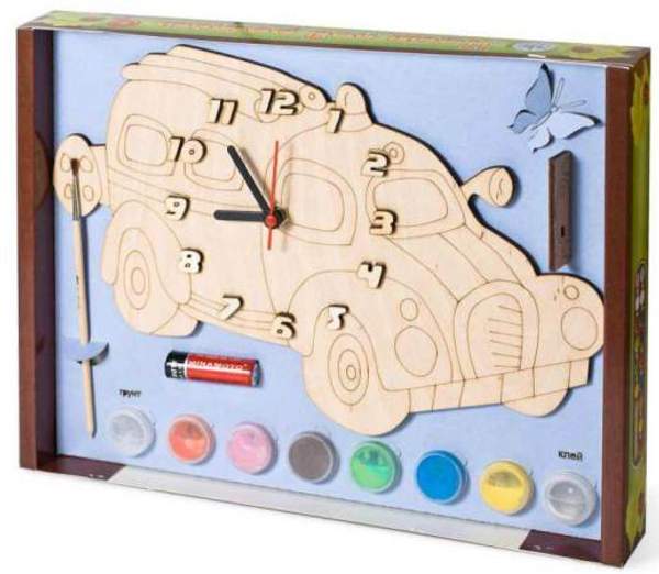 Часы с циферблатом под роспись Машинка